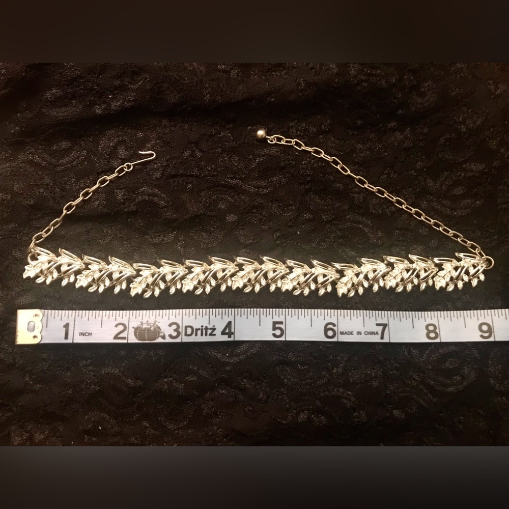 Vintage Silver Botanical Leaf Necklace/Choker - Picture 6 of 7